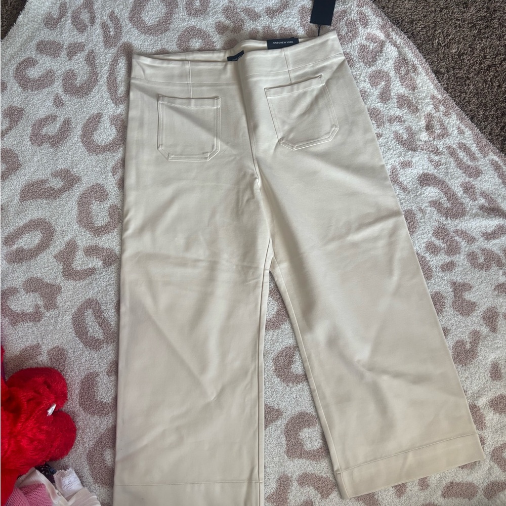 Chic Cream Wide-Leg Trousers